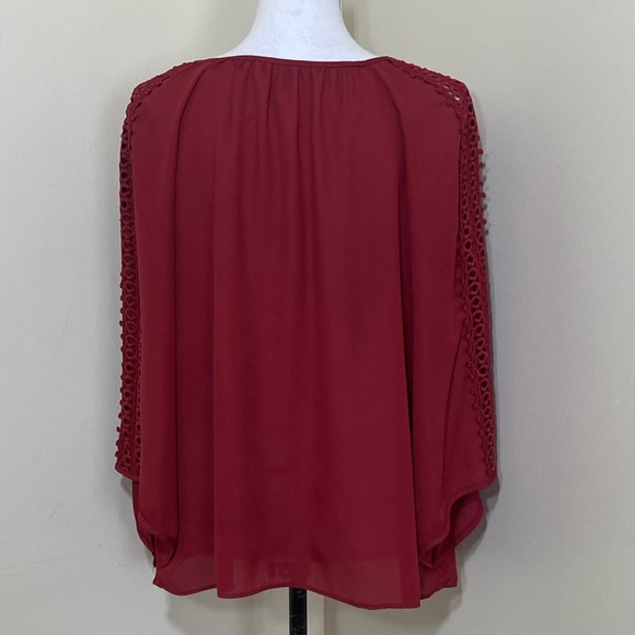NWOT Zac & Rachel || Woman’s burgundy long-sleeved blouse size Petite Large - Picture 3 of 10